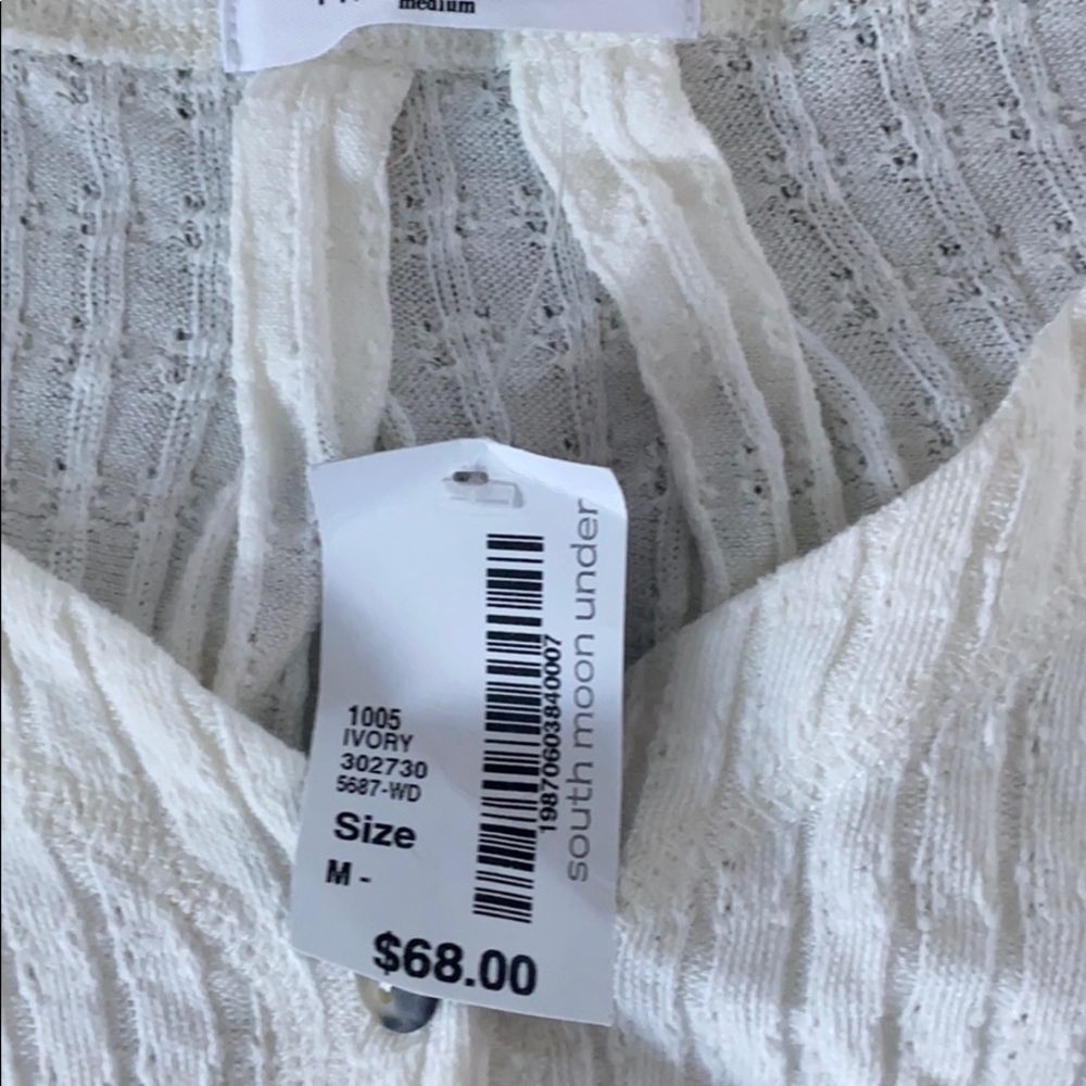 Top - Picture 2 of 2